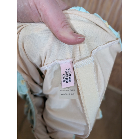 NWOT Women's Unique Vintage Swim One Piece Size L Green Yellow Polka Dot - Picture 4 of 6